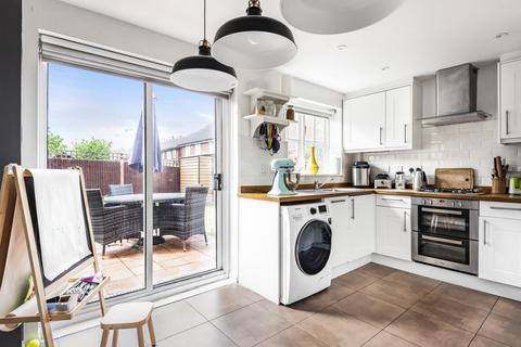 132 Hither Farm Road, London, SE3 9QU