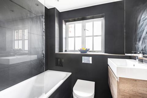 132 Hither Farm Road, London, SE3 9QU