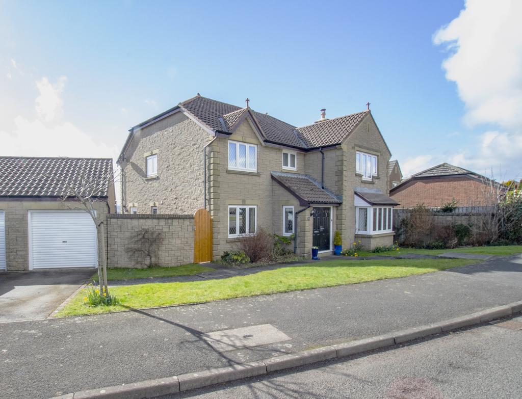 Jameson Drive, Corbridge 5 bed detached house £565,000