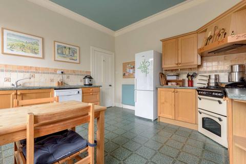 32 Dirleton Avenue, North Berwick, EH39 4BQ