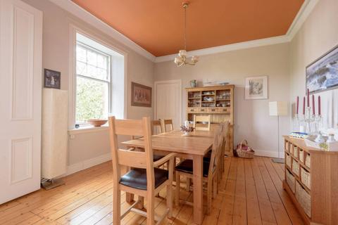 32 Dirleton Avenue, North Berwick, EH39 4BQ