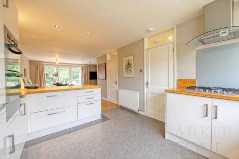 5 Marlin Court, Marlow, SL7 2AJ