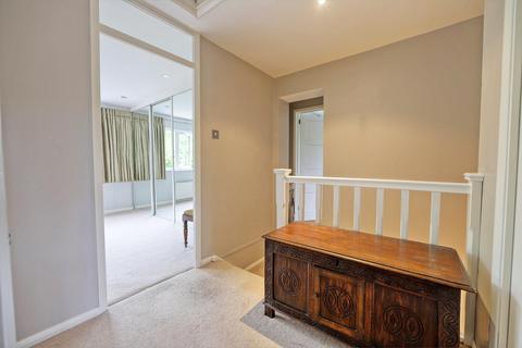 5 Marlin Court, Marlow, SL7 2AJ