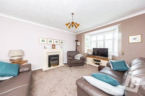 76 Kitchener Avenue, Gravesend, DA12 5JF