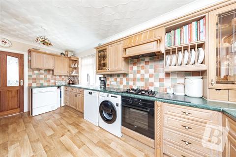 76 Kitchener Avenue, Gravesend, DA12 5JF