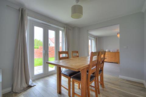 17 Beech Grove, South Molton, EX36 3DH