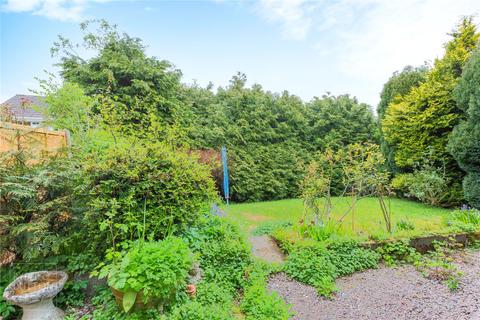 16 Arden Close, Glossop, SK13 6PD