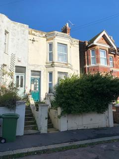 16 Edgar Road, Hastings, TN35 5JJ