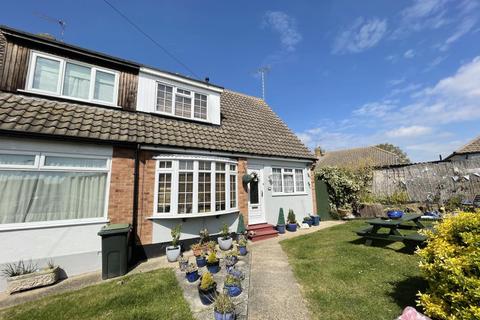 7 Alan Close, Leigh-on-sea, SS9 5RX