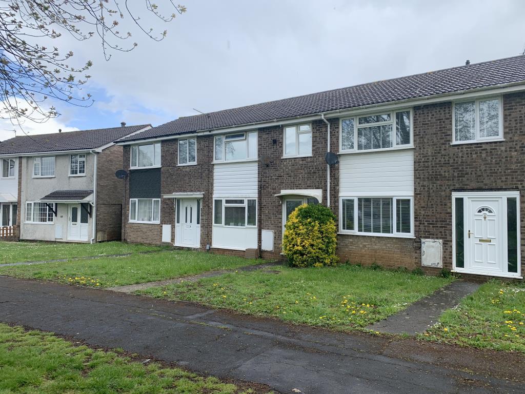 41 Woodchester, Yate, Bristol 3 bed terraced house £150,000