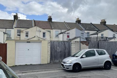 60 Byron Road, Gillingham, ME7 5QH