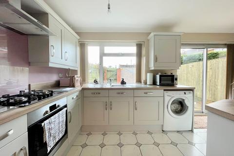 59 Hatherleigh Road, Exeter, EX2 9LA