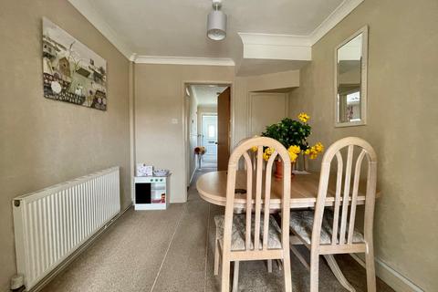 59 Hatherleigh Road, Exeter, EX2 9LA