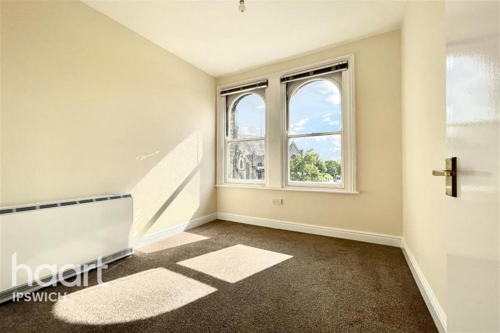 Norwich Road, Ipswich 2 bed flat to rent £800 pcm (£185 pw)
