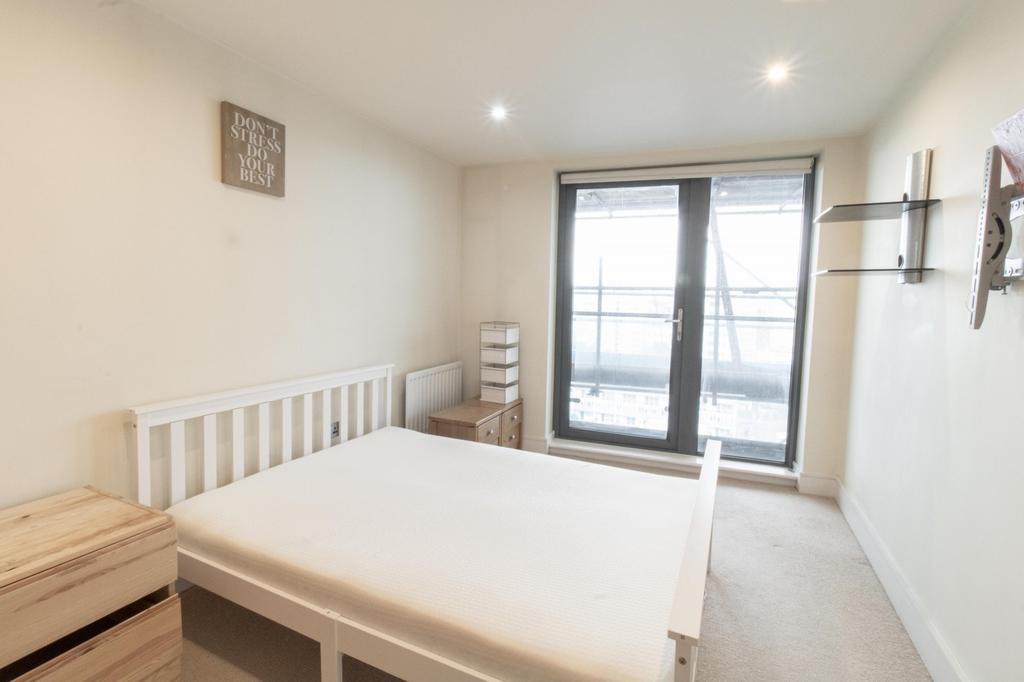 Apartment in London - View 3