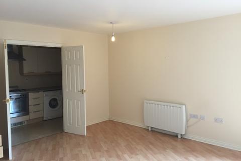 2 bedroom apartment to rent, Woodside Road, Whalley Range