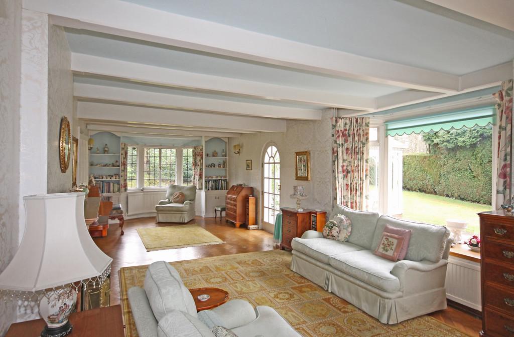 Bouverie Road, Chipstead 4 bed detached house £1,290,000