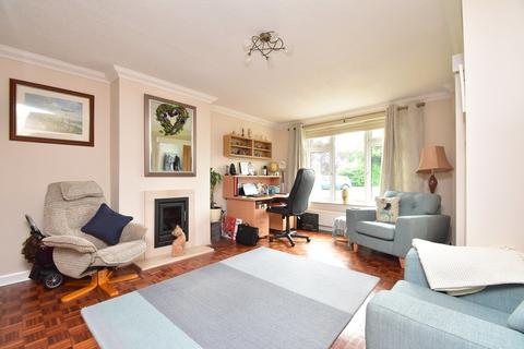 19 Elm Lane, Capel St Mary, Ipswich, IP9 2HS