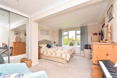 19 Elm Lane, Capel St Mary, Ipswich, IP9 2HS