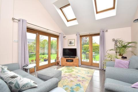 19 Elm Lane, Capel St Mary, Ipswich, IP9 2HS