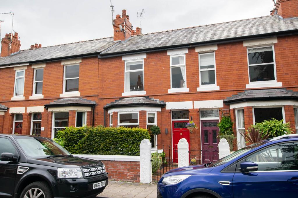 Lime Grove, Hoole, Chester 4 bed terraced house £375,000