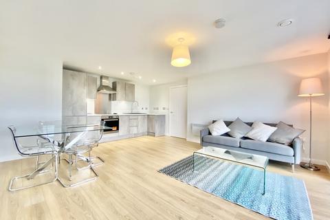 2 bedroom apartment to rent, Victoria Riverside, Leeds