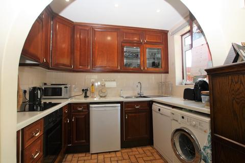 77 Abbotts Road, Mitcham, CR4 1JY