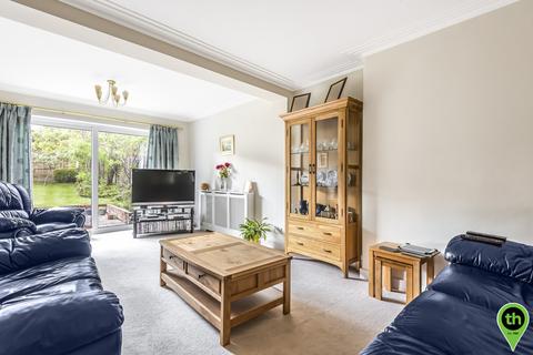 33 Parsons Crescent, Edgware, HA8 8QG