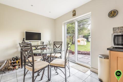 33 Parsons Crescent, Edgware, HA8 8QG
