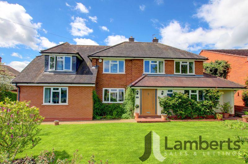 Alcester Road, Studley 4 bed detached house £500,000