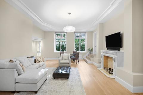 2 bedroom flat to rent, Mansfield Street, Marylebone, London