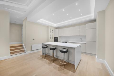 2 bedroom flat to rent, Mansfield Street, Marylebone, London