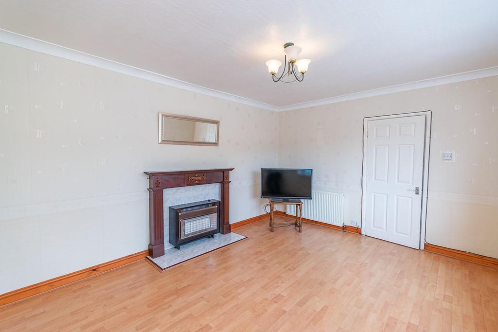 Coniston Avenue, Lytham St Annes, FY8 3 bed semidetached house £139,950