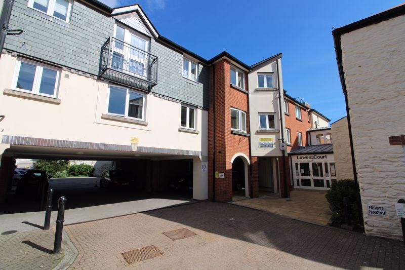Quay Street, Truro 1 bed apartment £100,000