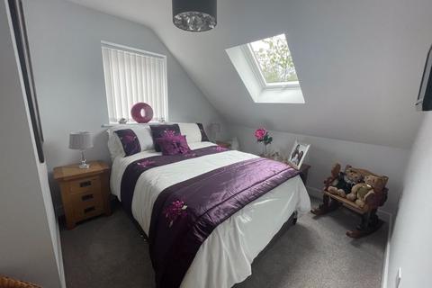 18 Chestnut Close, Chasetown, Burntwood, WS7 3AD