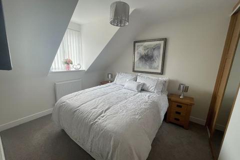18 Chestnut Close, Chasetown, Burntwood, WS7 3AD