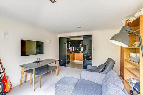56 Campion Close, Croydon, CR0 5SN