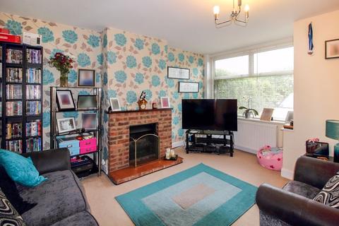 19 Avenue Road, Caterham, CR3 5TR