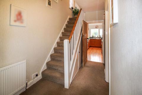 19 Avenue Road, Caterham, CR3 5TR