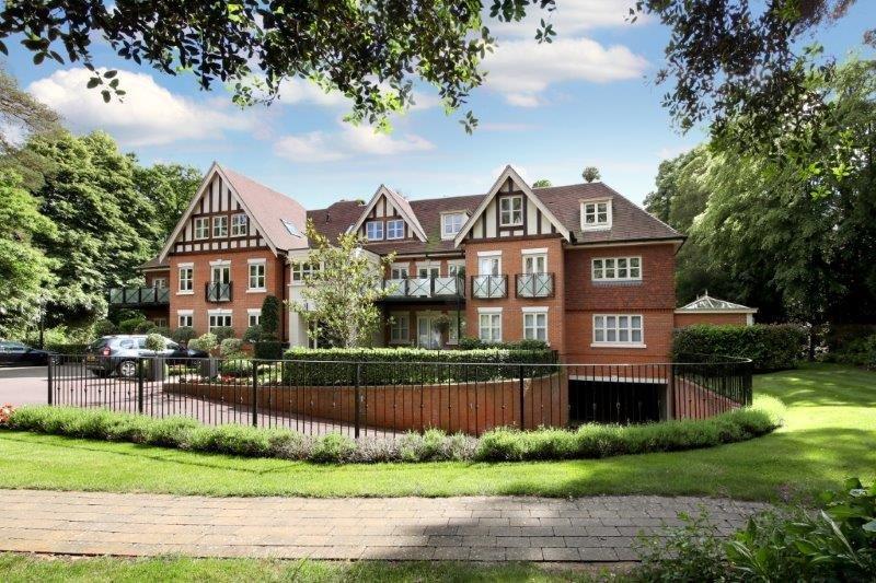 Brockenhurst House, Brockenhurst Road, Ascot, Berkshire 2 bed flat £