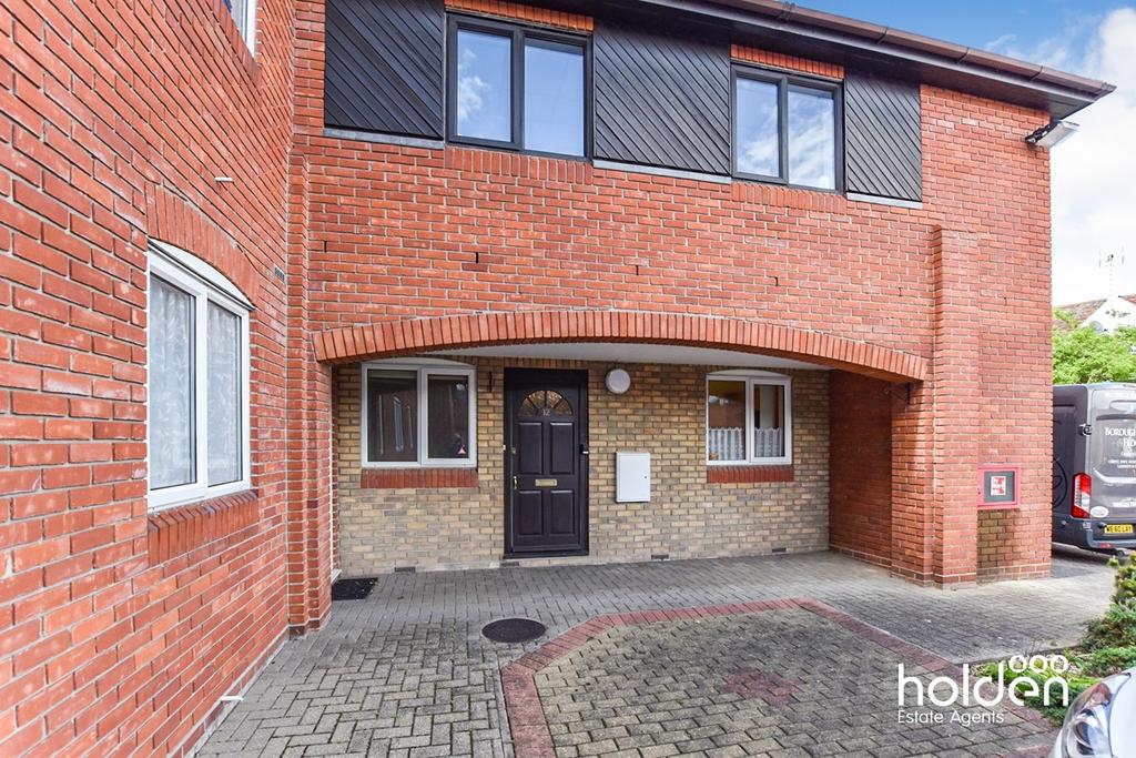 High Street, MALDON, CM9 1 bed retirement property £140,000