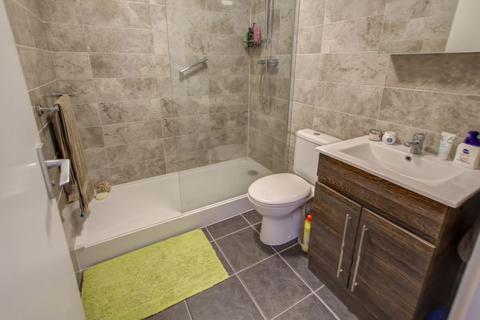 9, Riverside Court Colleton Crescent, Exeter, EX2 4BZ