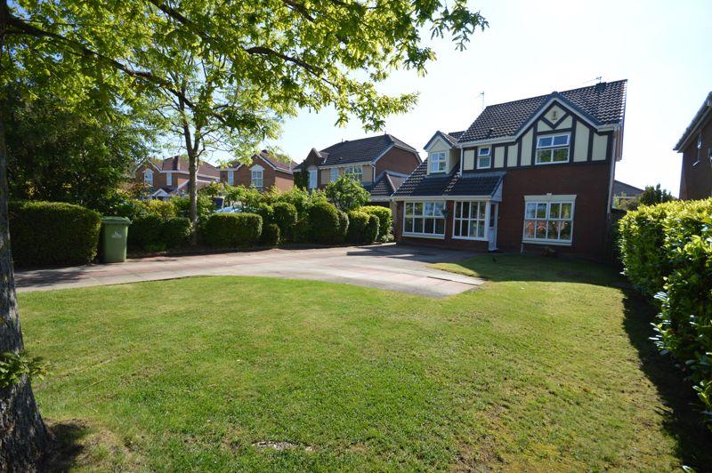 Marcien Way, Widnes 4 bed detached house £300,000