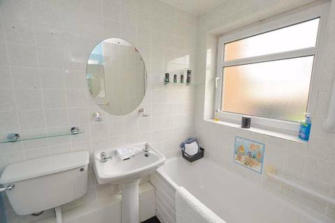 9 Silver Bridge Close, Paignton, TQ4 7NW