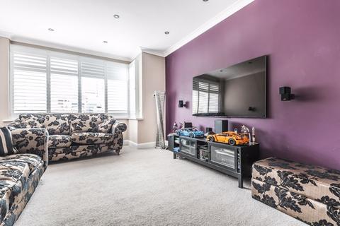 32 Oxford Road, Carshalton, SM5 3QY