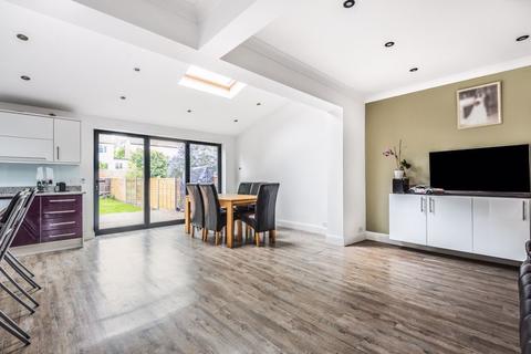 32 Oxford Road, Carshalton, SM5 3QY