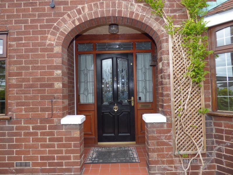 Coronation Drive, Penketh, WA5 4 bed semidetached house £1,250 pcm