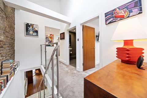 4 bedroom house to rent, Osborne Road, London, NW2