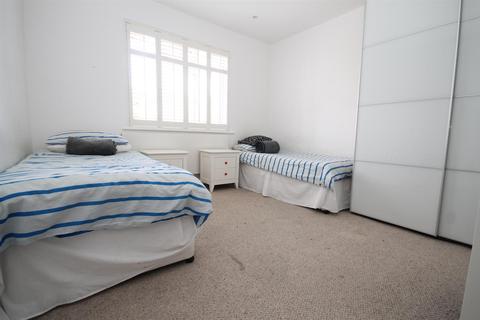 24 Stoughton Avenue, Sutton, SM3 8PQ
