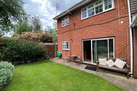 4 Vera Court, Watford, WD19 4PE